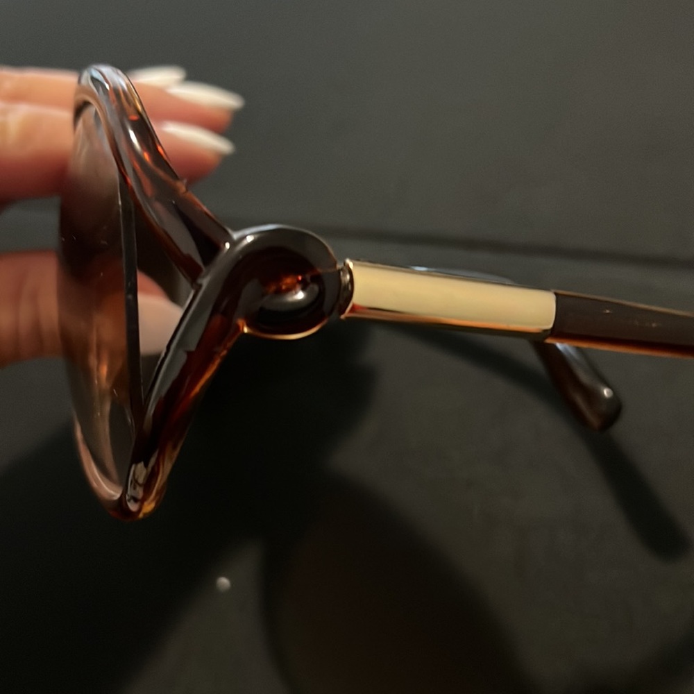 Sunglasses - Picture 5 of 5